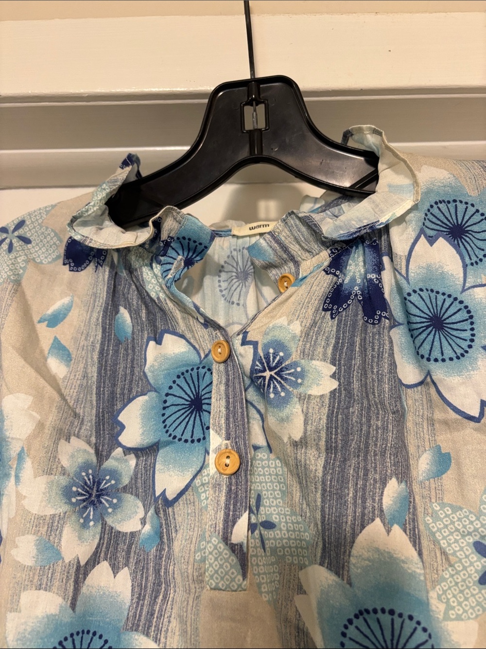 Warm Brand Lightweight Blue Floral Long-Sleeve Women's Top - Picture 3 of 7